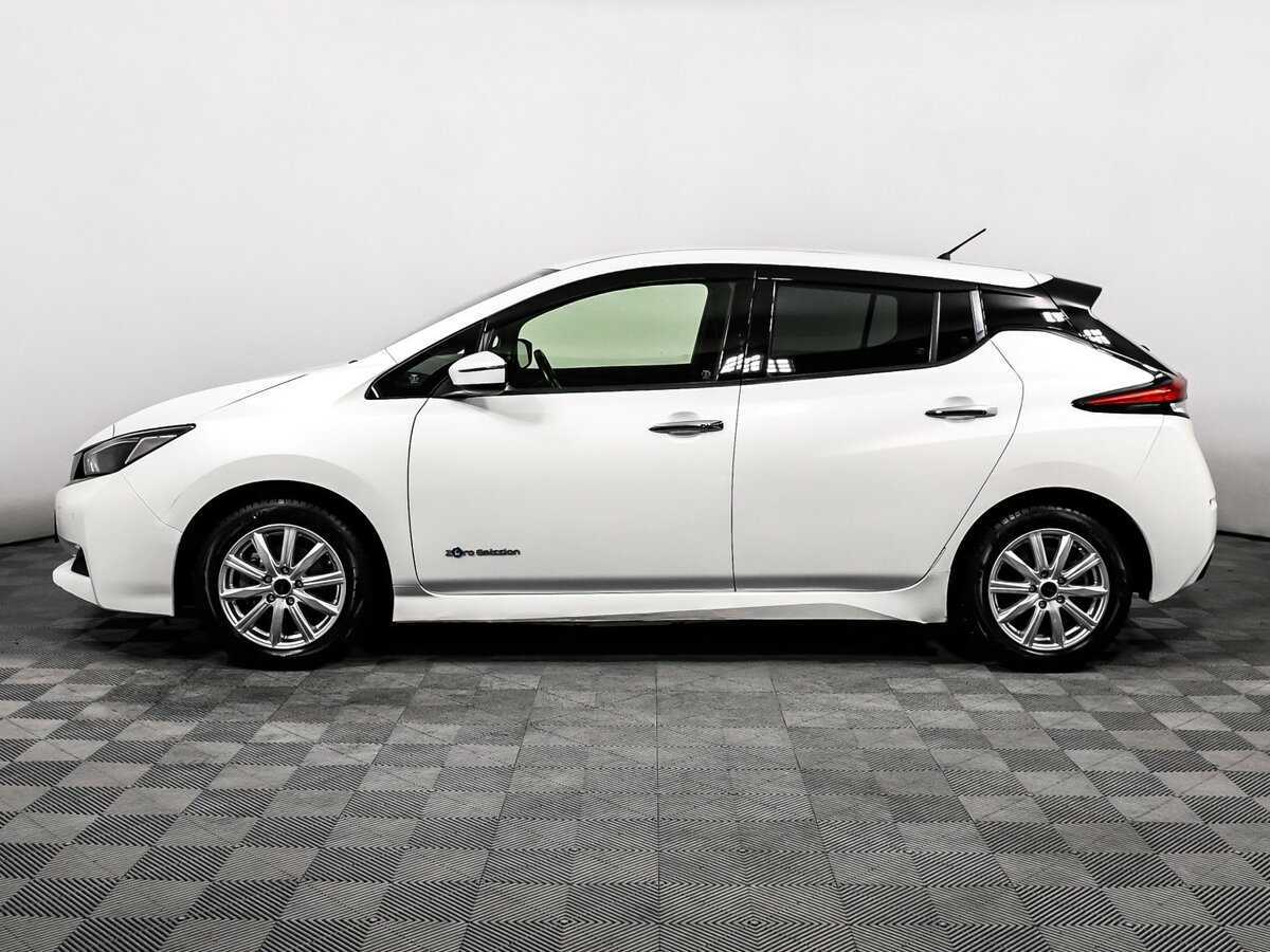 Nissan Leaf с пробегом — 2017 год. Фото: #7