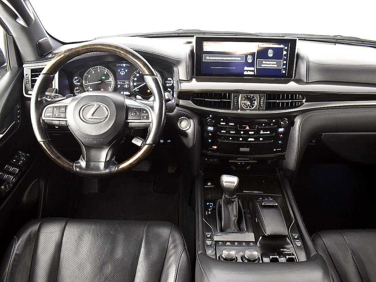 Lexus LX с пробегом — 2016 год. Фото: #12
