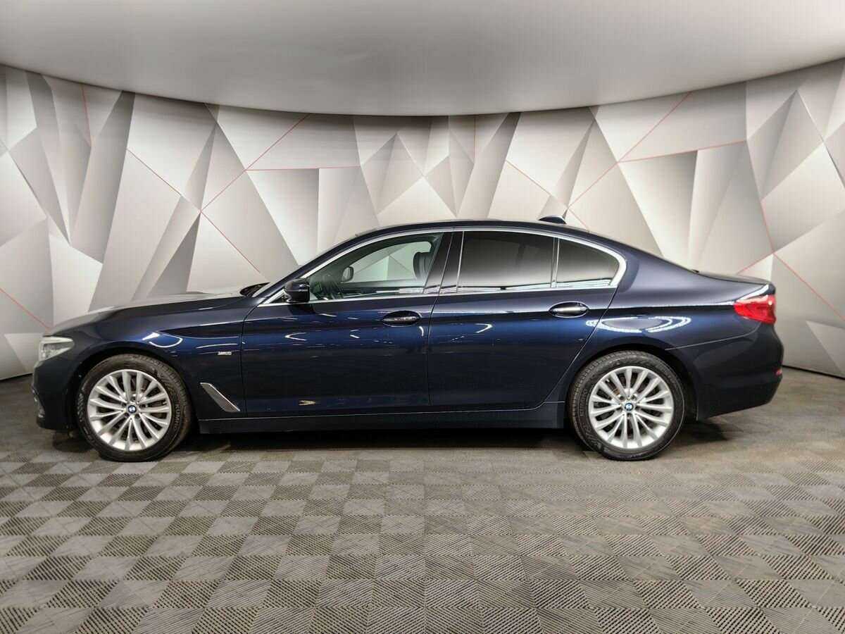 BMW 5 серии с пробегом — 2017 год. Фото: #3