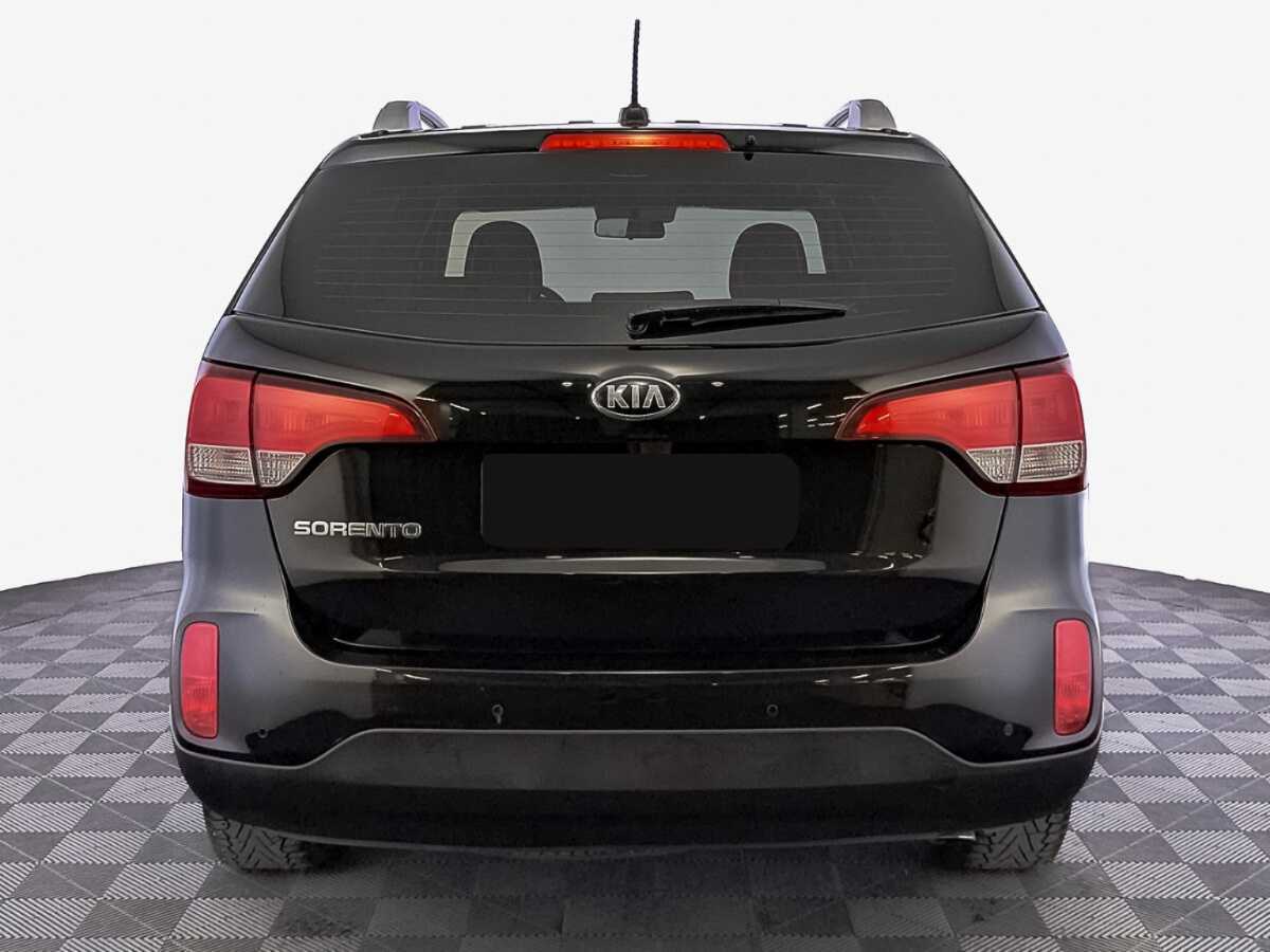Kia Sorento с пробегом — 2017 год. Фото: #5