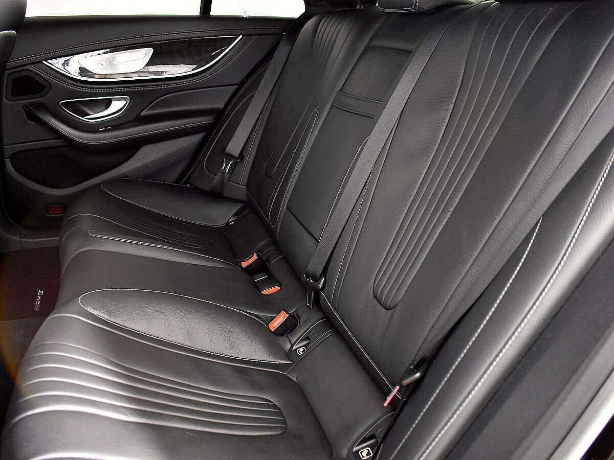 Mercedes-Benz CLS с пробегом — 2019 год. Фото: #8