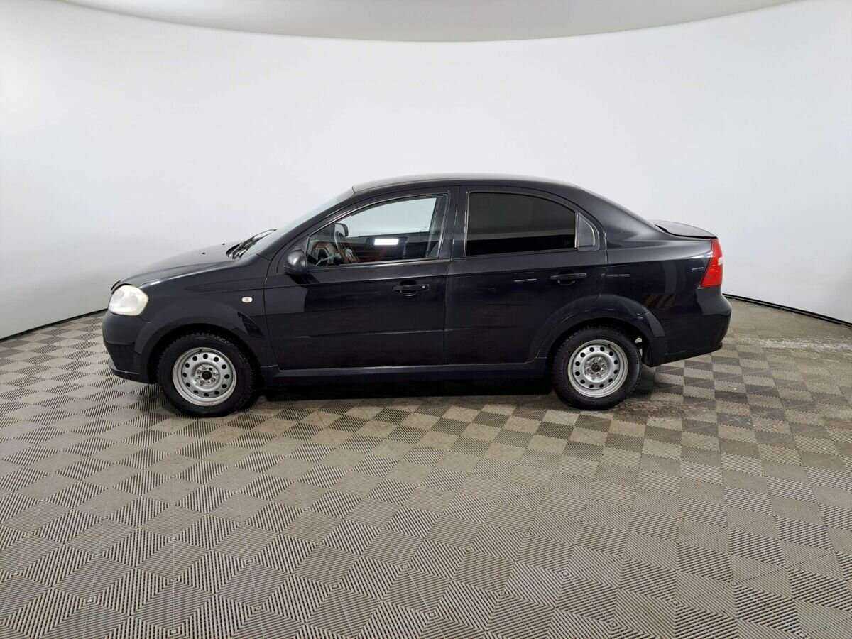 Chevrolet Aveo с пробегом — 2009 год. Фото: #7