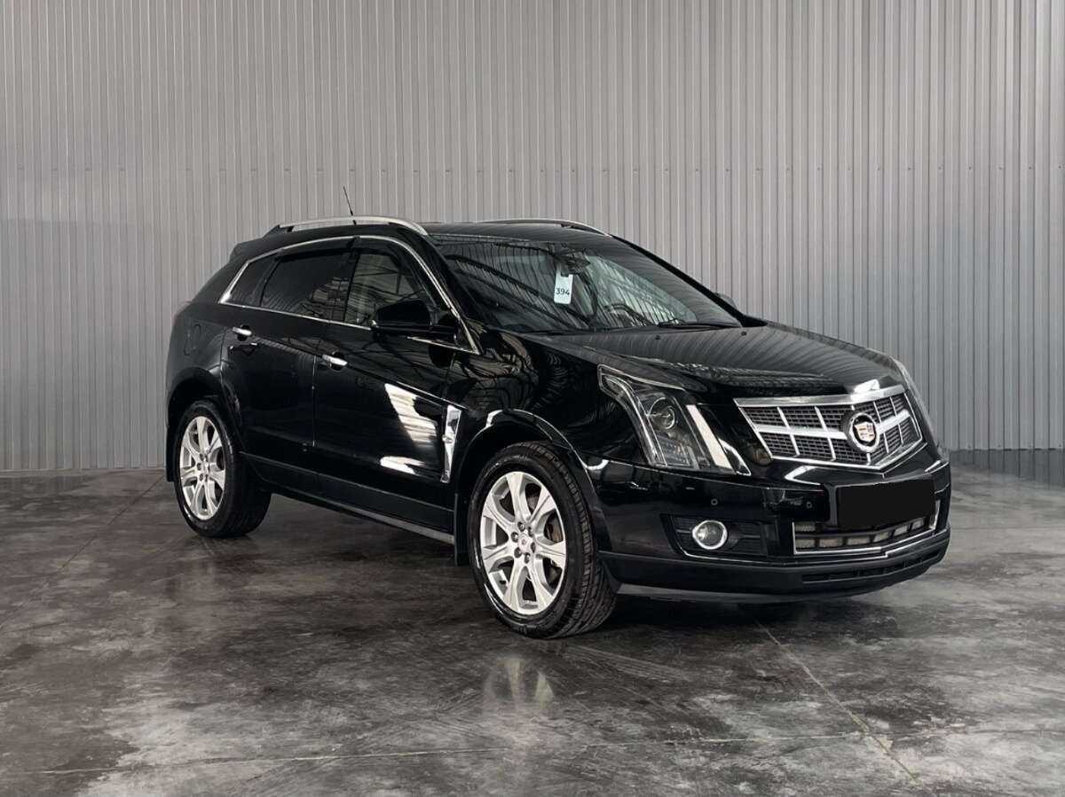 Cadillac SRX с пробегом — 2010 год. Фото: #2