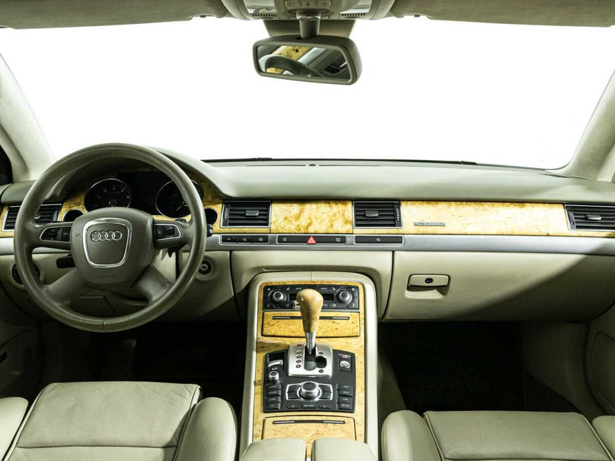 Audi A8 с пробегом — 2008 год. Фото: #12