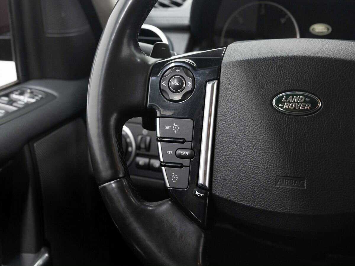 Land Rover Discovery с пробегом — 2014 год. Фото: #16