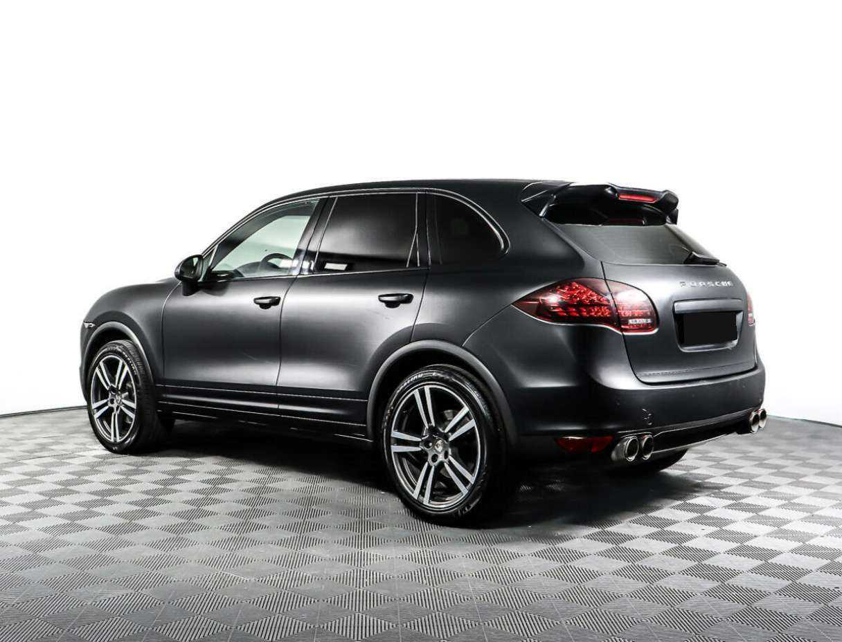 Porsche Cayenne с пробегом — 2012 год. Фото: #6