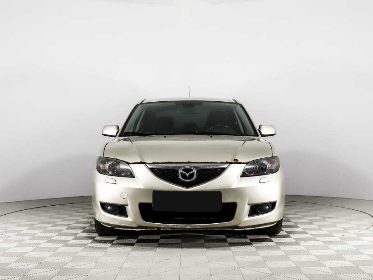 Mazda 3 с пробегом — 2008 год. Фото: #1