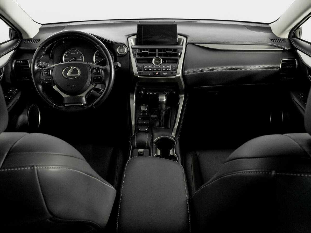 Lexus NX с пробегом — 2016 год. Фото: #11