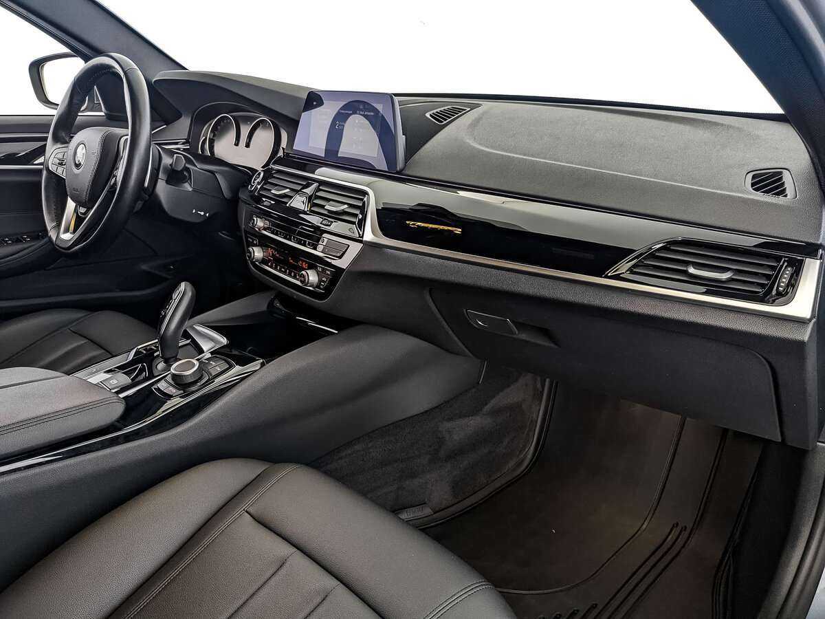 BMW 5 серии с пробегом — 2020 год. Фото: #8