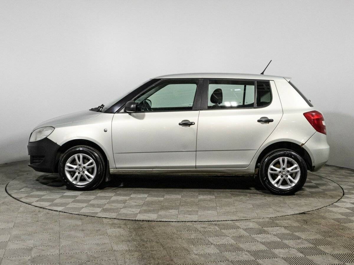 Skoda Fabia с пробегом — 2011 год. Фото: #7
