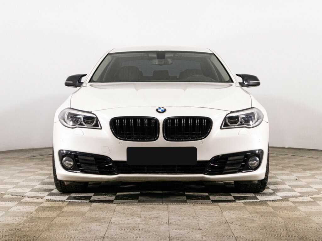 BMW 5 серии с пробегом — 2016 год. Фото: #1