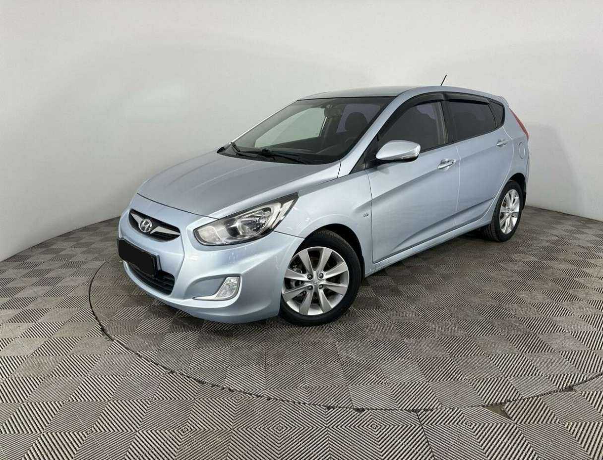 Hyundai Solaris с пробегом — 2011 год. Посмотреть фото