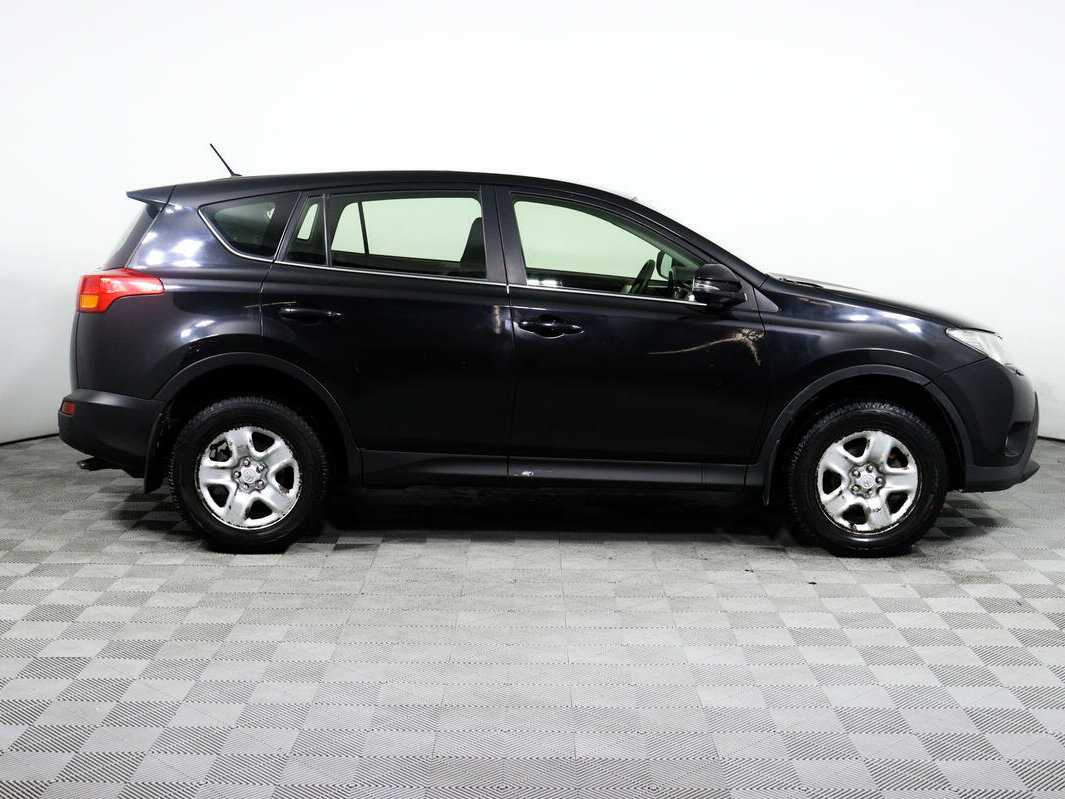 Toyota RAV4 с пробегом — 2013 год. Фото: #3
