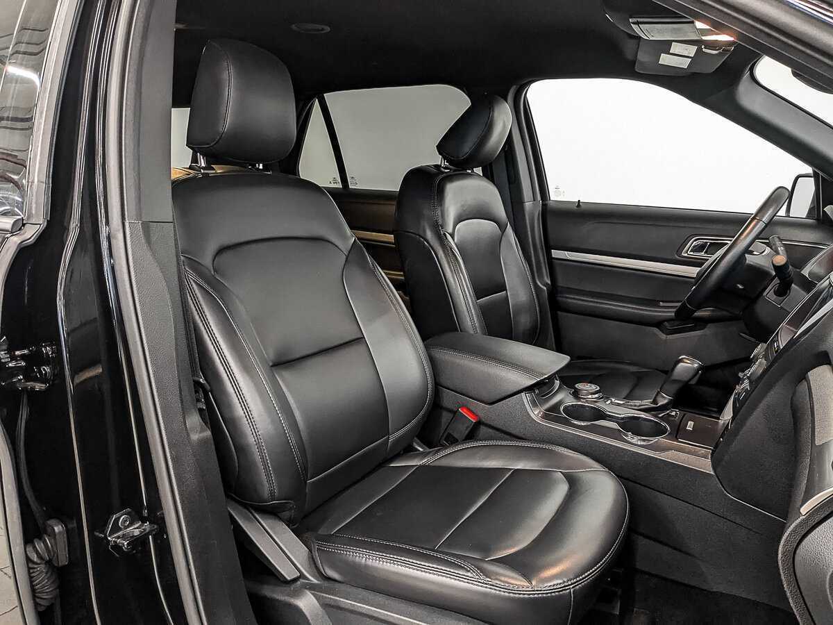 Ford Explorer с пробегом — 2019 год. Фото: #22