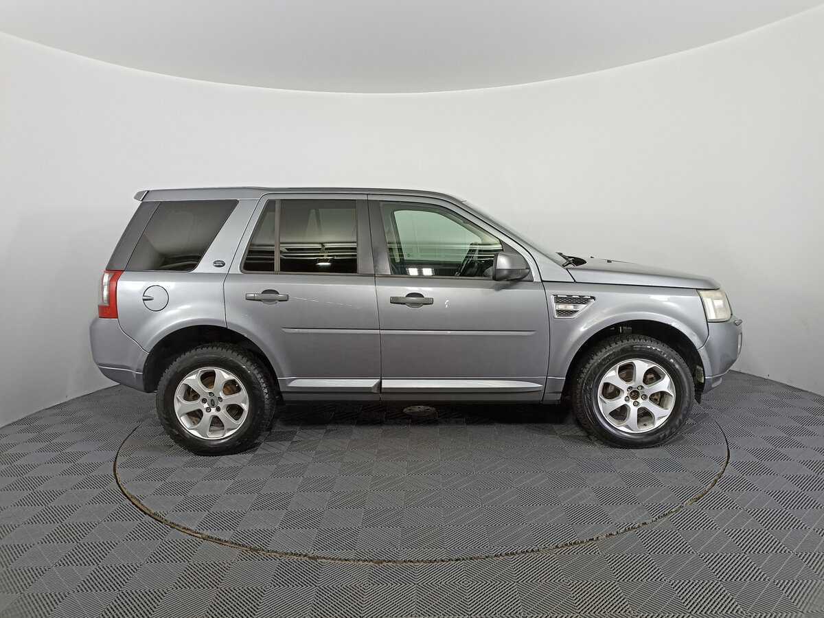 Land Rover Freelander с пробегом — 2012 год. Фото: #3