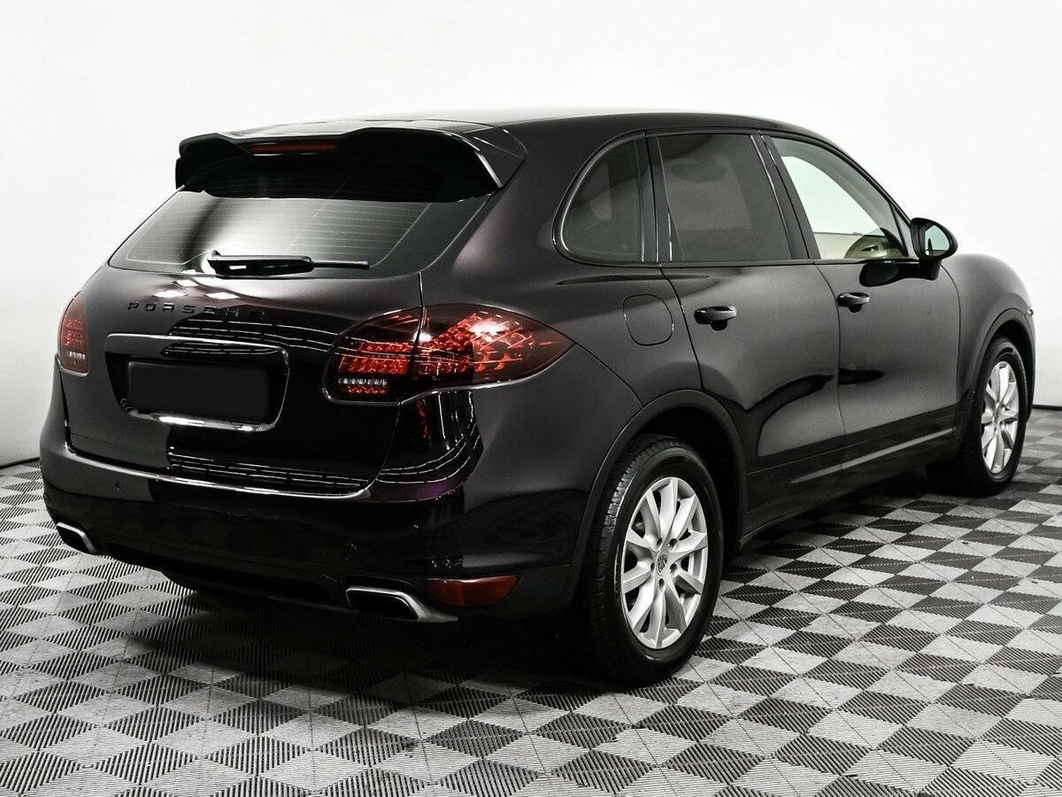 Porsche Cayenne с пробегом — 2010 год. Фото: #4