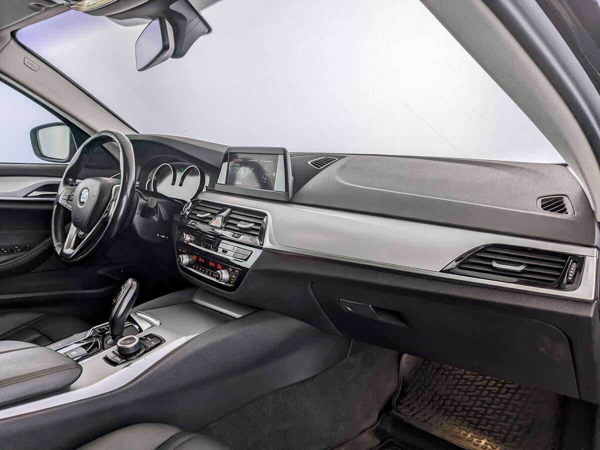 BMW 5 серии с пробегом — 2018 год. Фото: #7