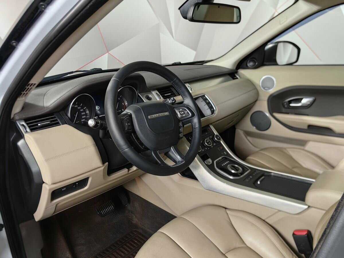 Land Rover Range Rover Evoque с пробегом — 2015 год. Фото: #13
