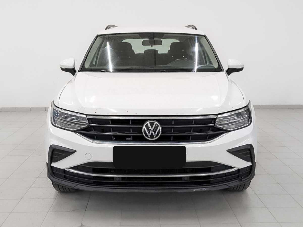 Volkswagen Tiguan с пробегом — 2021 год. Фото: #1
