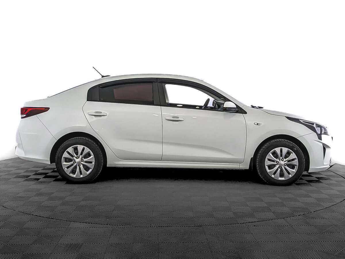 Kia Rio с пробегом — 2020 год. Фото: #3
