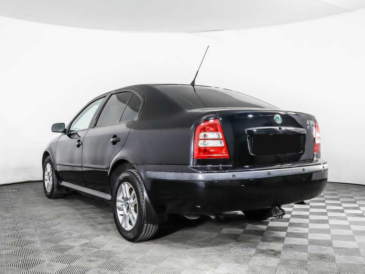 Skoda Octavia с пробегом — 2008 год. Фото: #6