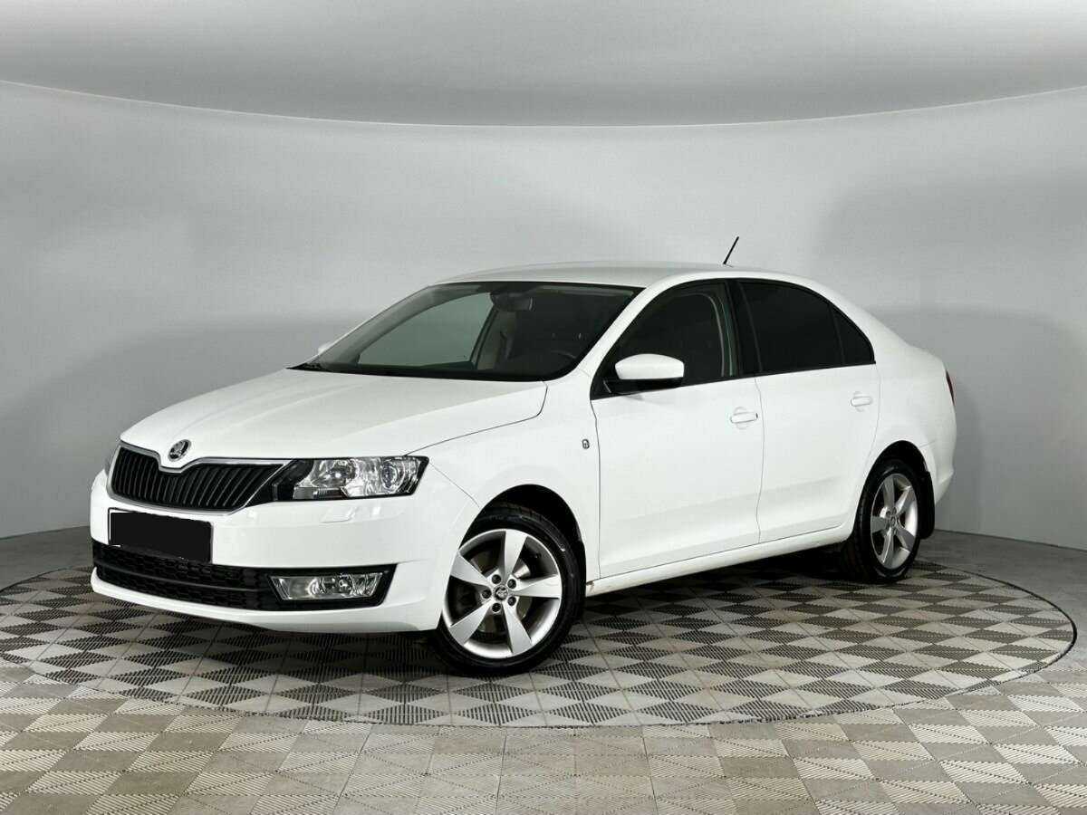 Skoda Rapid с пробегом — 2016 год. Фото: #0