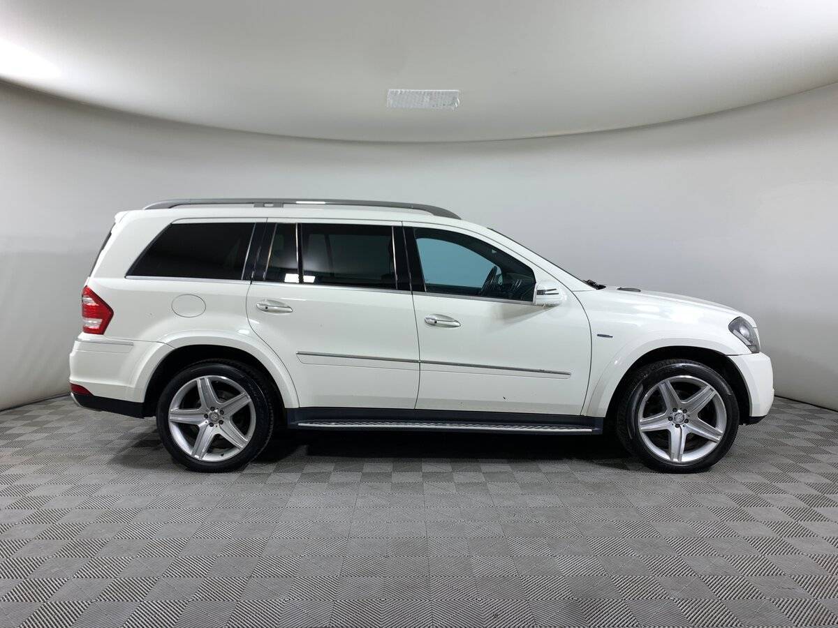 Mercedes-Benz GL-Класс с пробегом — 2011 год. Фото: #3