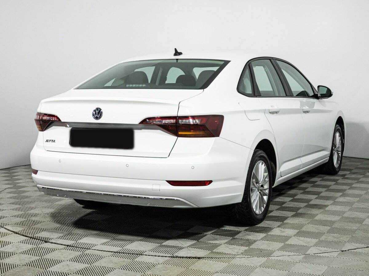 Volkswagen Jetta с пробегом — 2020 год. Фото: #4