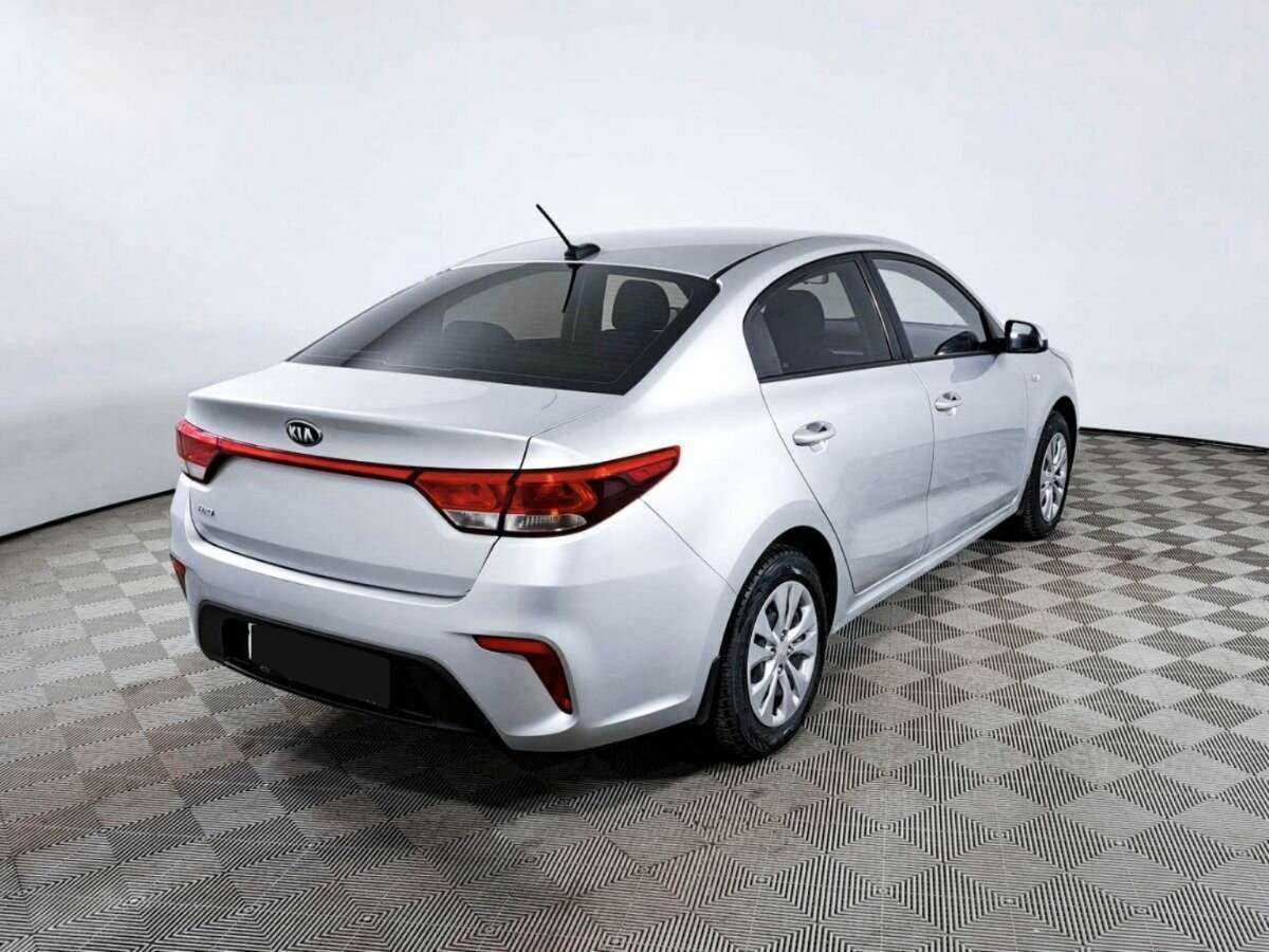Kia Rio с пробегом — 2017 год. Фото: #4