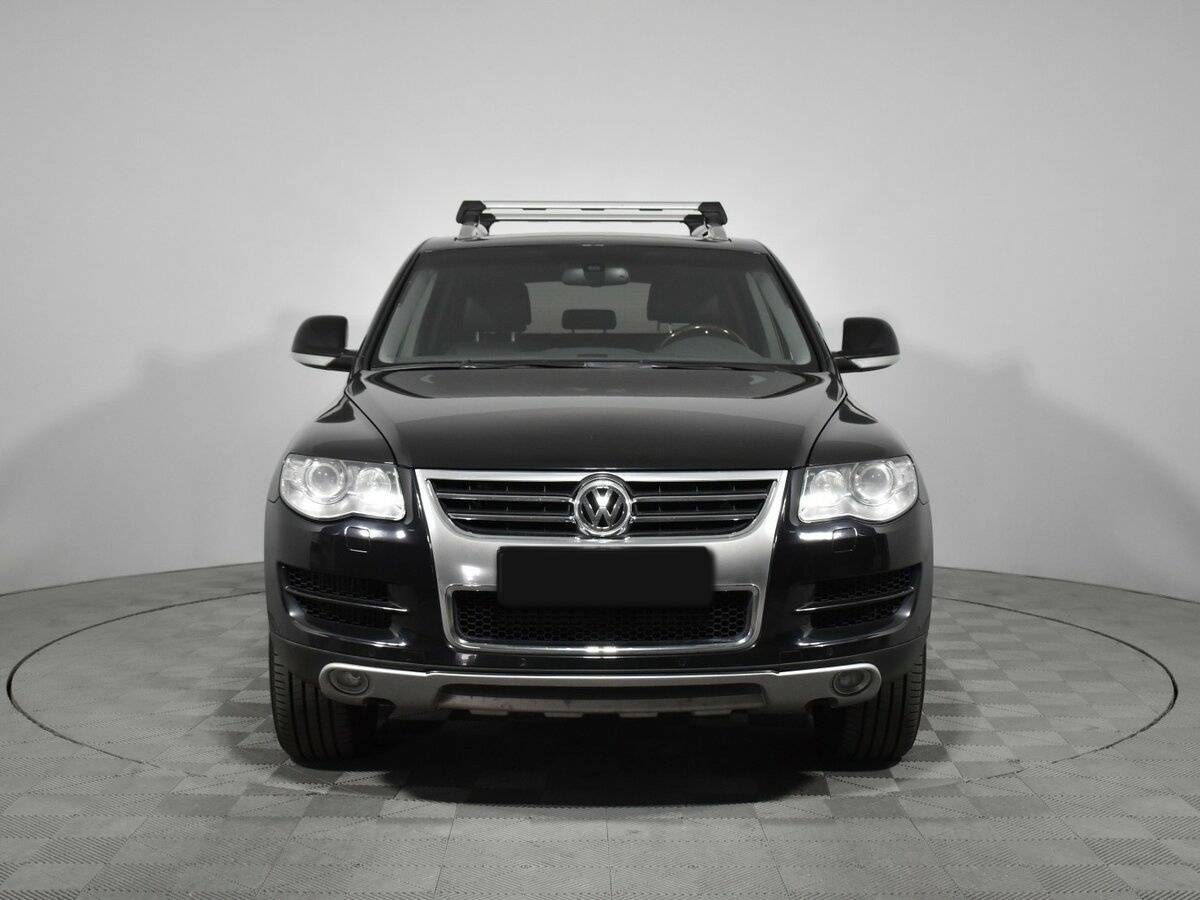 Volkswagen Touareg с пробегом — 2008 год. Фото: #1