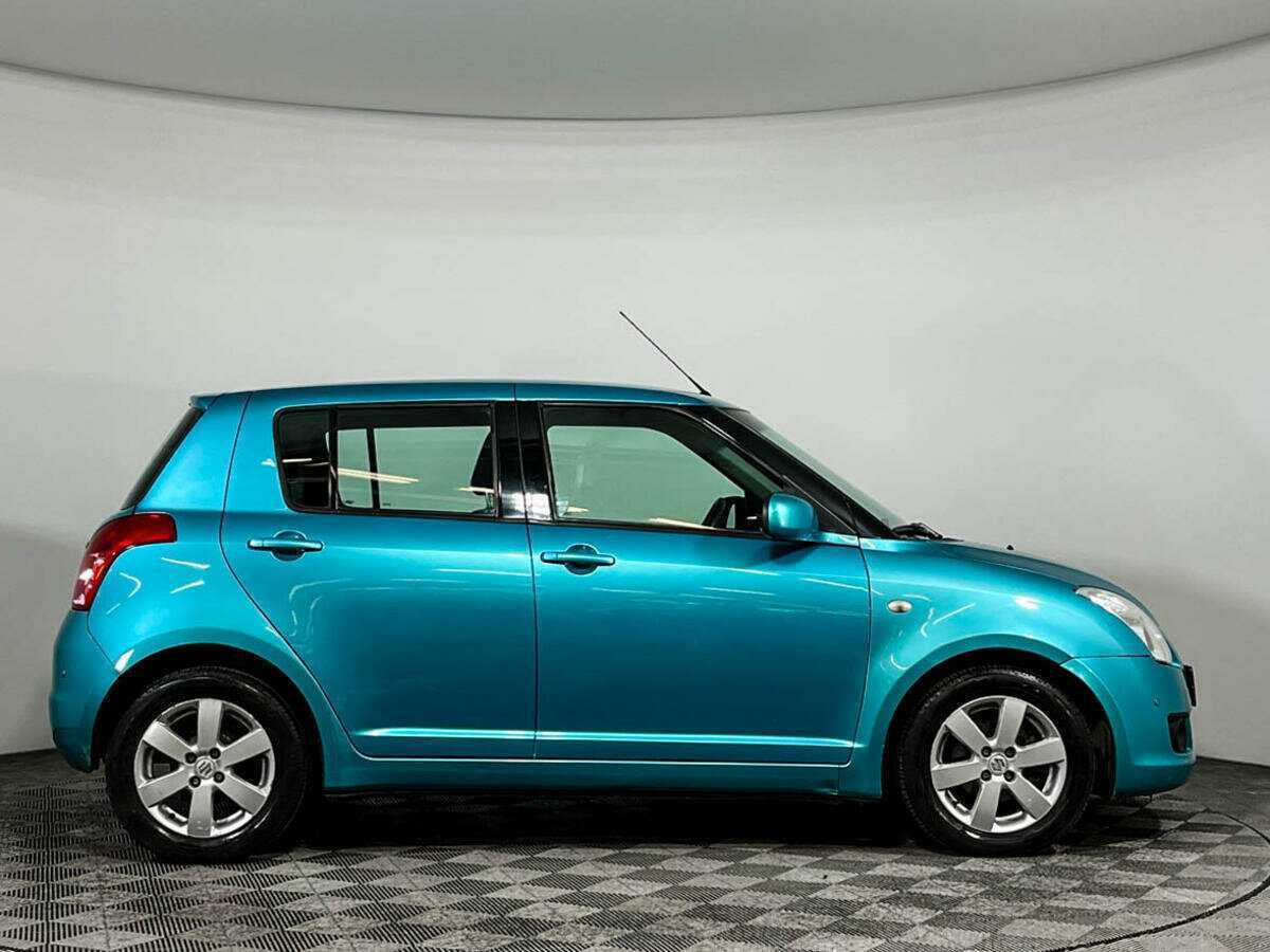 Suzuki Swift с пробегом — 2009 год. Фото: #3