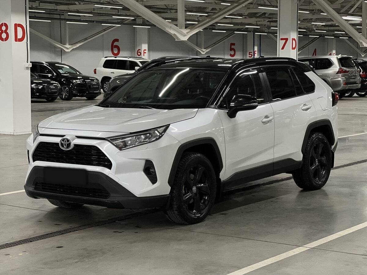 Toyota RAV4 с пробегом — 2021 год. Посмотреть фото