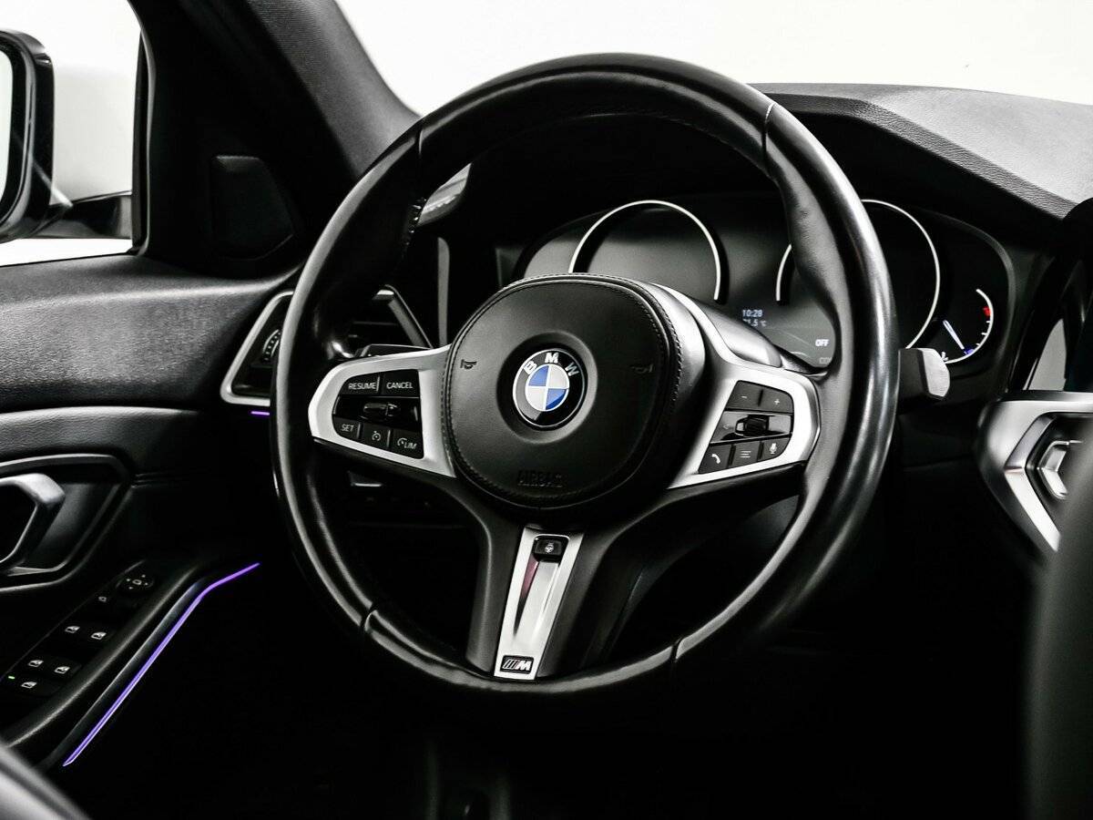 BMW 3 серии с пробегом — 2019 год. Фото: #16