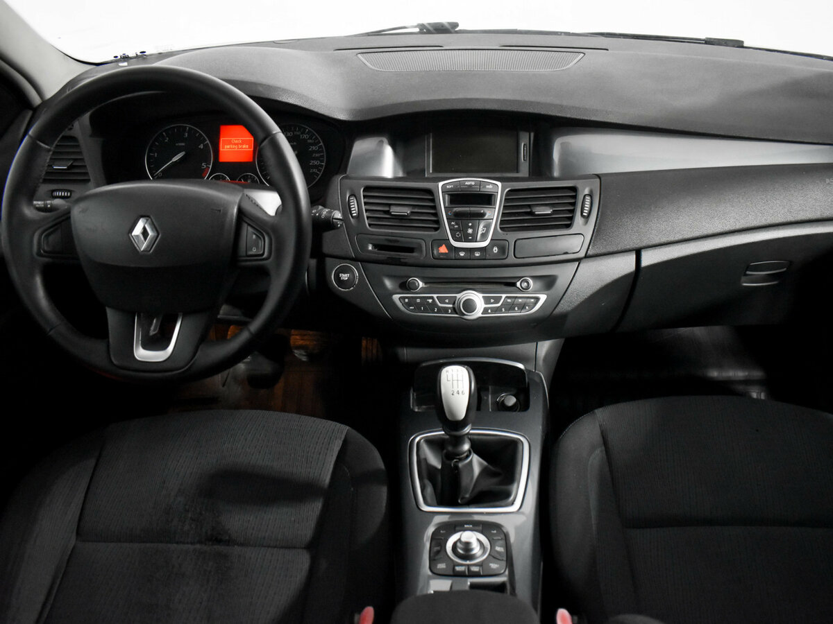 Renault Laguna с пробегом — 2009 год. Фото: #11