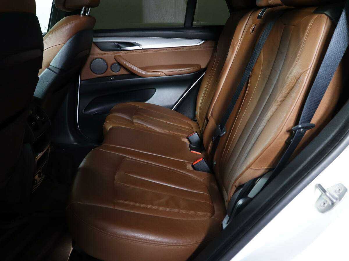 BMW X5 с пробегом — 2015 год. Фото: #6