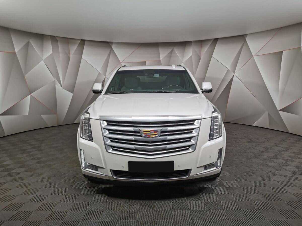 Cadillac Escalade с пробегом — 2016 год. Фото: #6