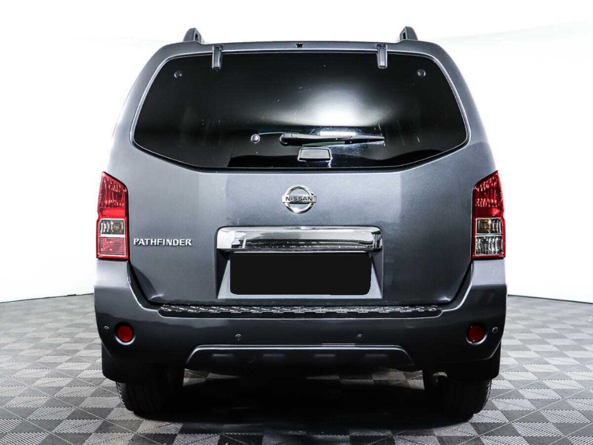 Nissan Pathfinder с пробегом — 2011 год. Фото: #5