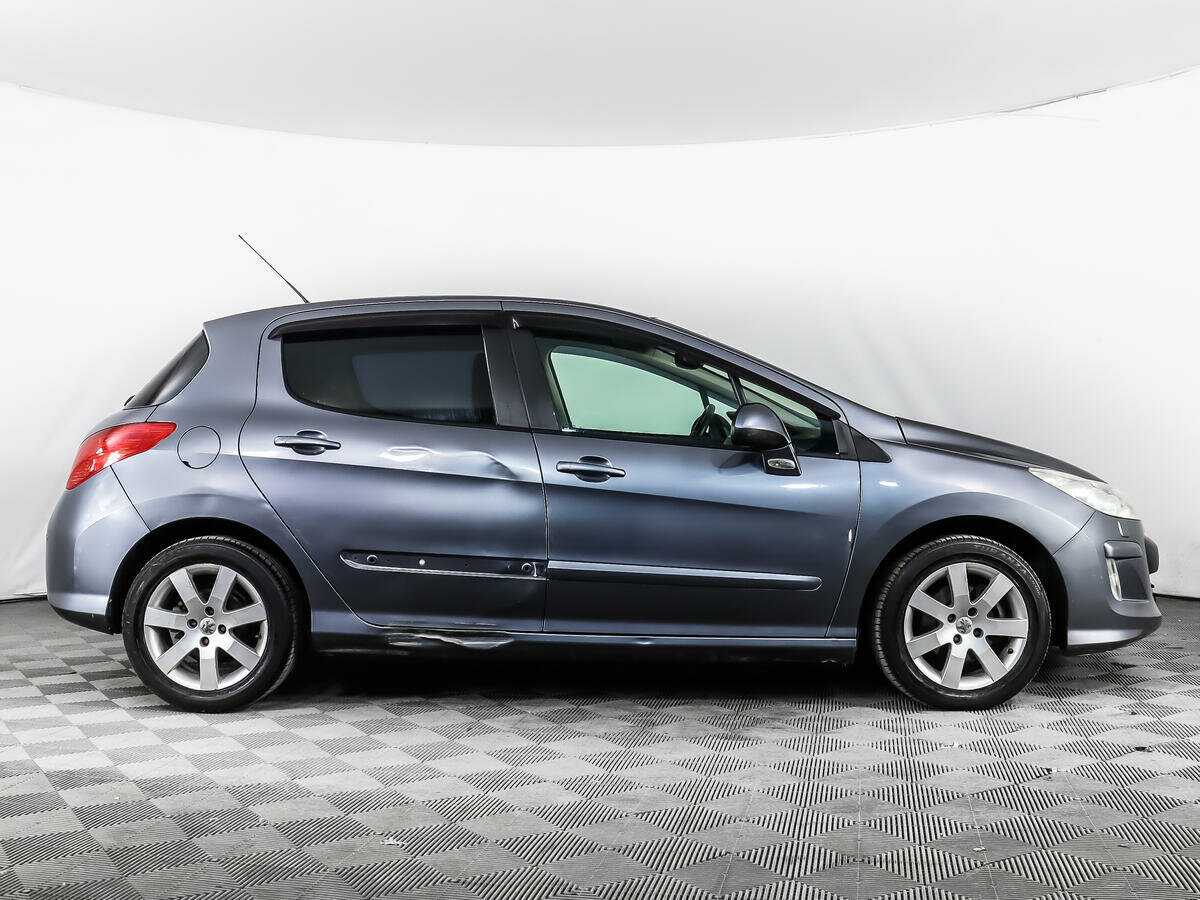 Peugeot 308 с пробегом — 2010 год. Фото: #3