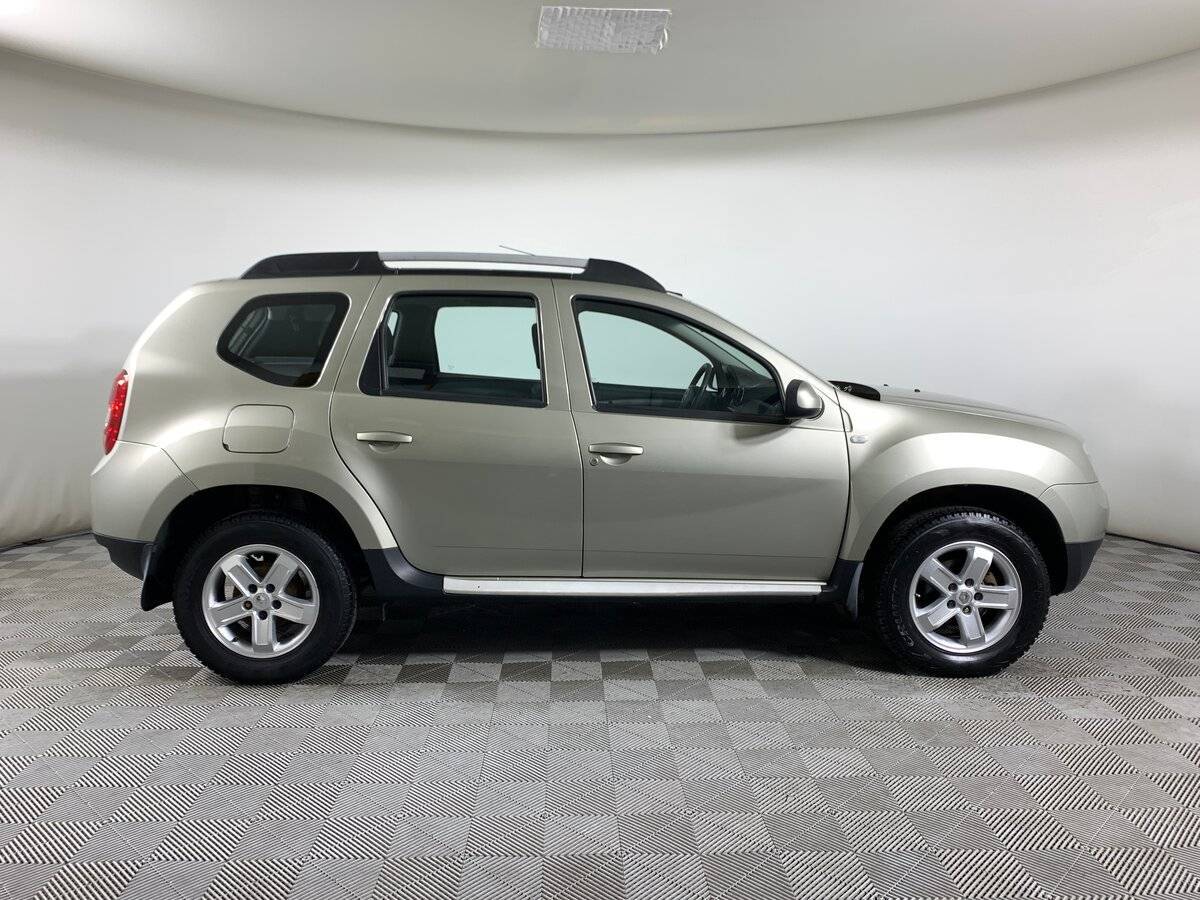 Renault Duster с пробегом — 2013 год. Фото: #3