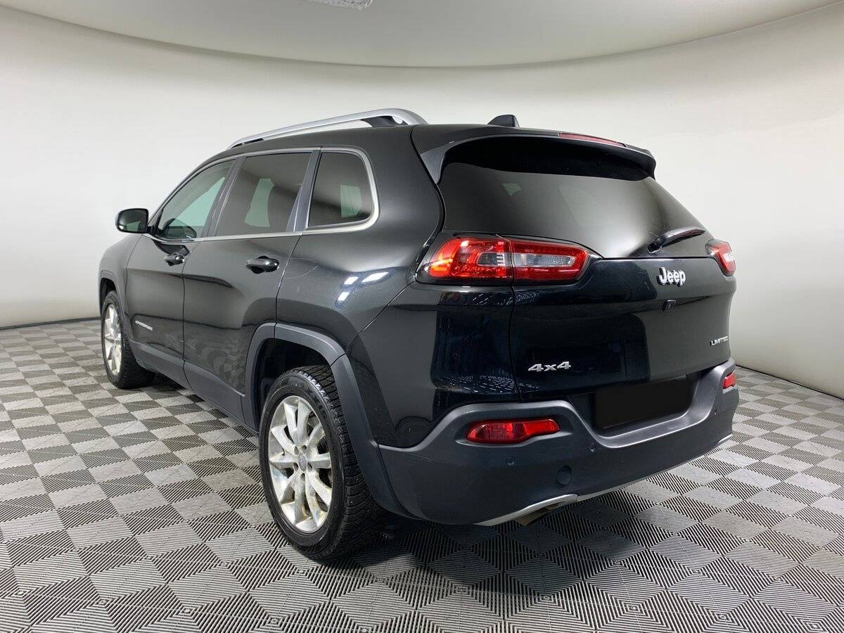 Jeep Cherokee с пробегом — 2014 год. Фото: #6