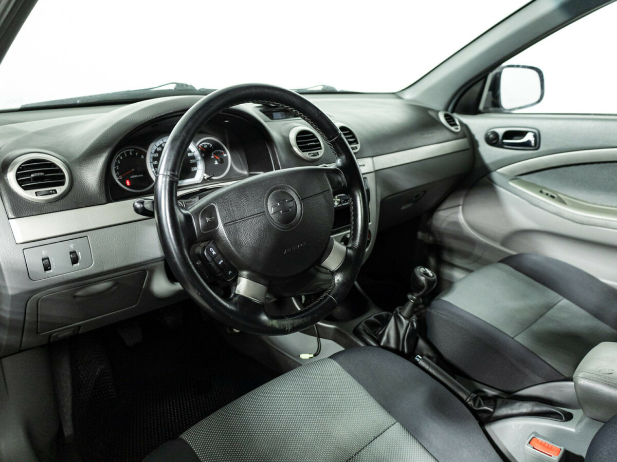 Chevrolet Lacetti с пробегом — 2010 год. Фото: #10