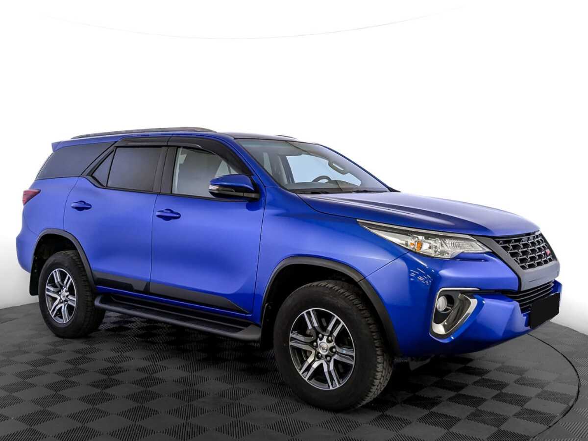 Toyota Fortuner с пробегом — 2019 год. Фото: #2