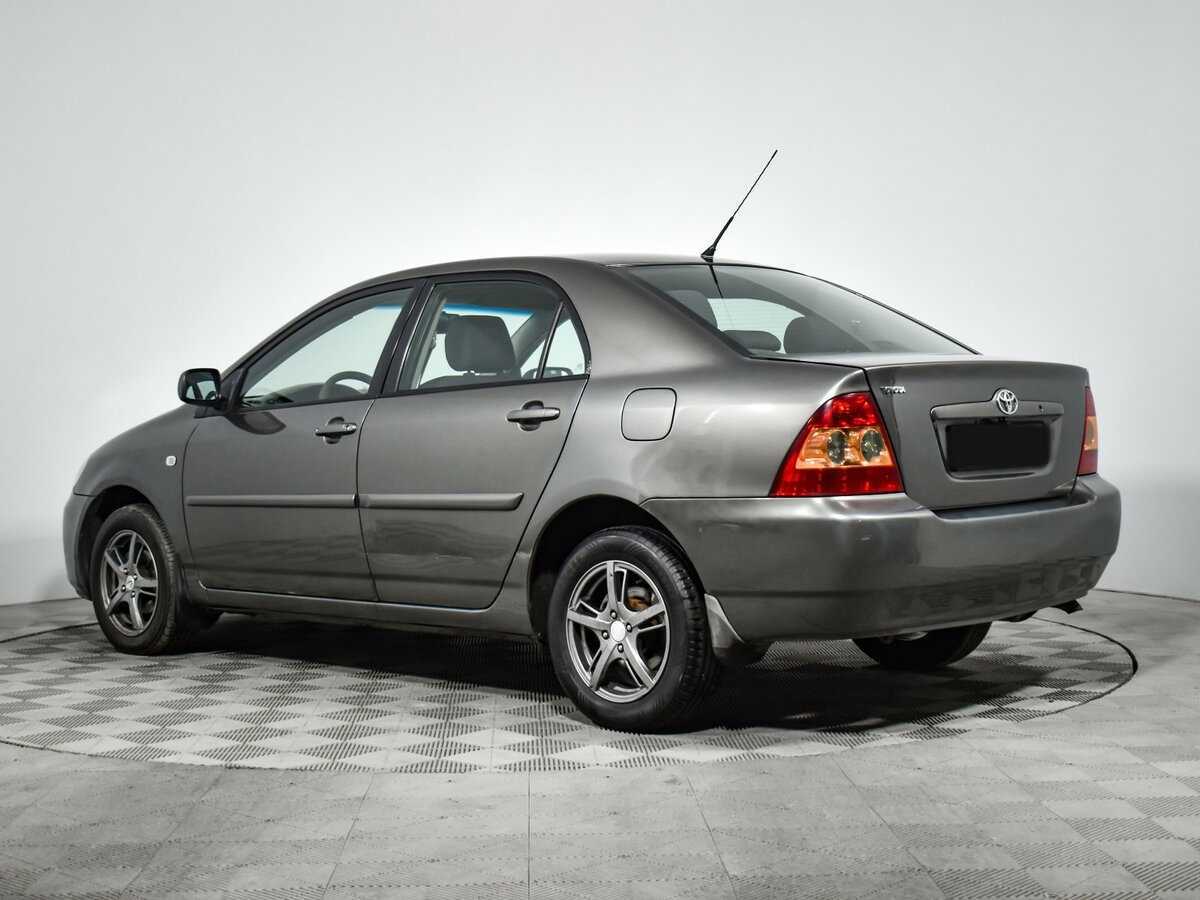 Toyota Corolla с пробегом — 2006 год. Фото: #6
