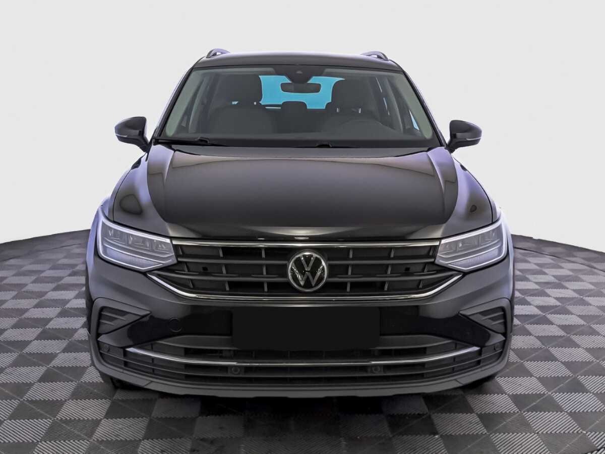 Volkswagen Tiguan с пробегом — 2021 год. Фото: #1