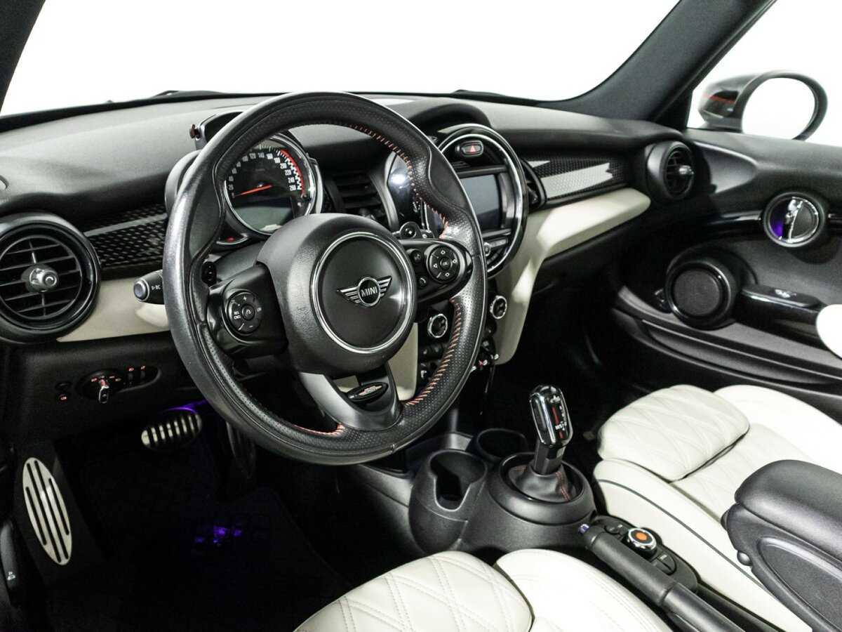 Mini Hatch с пробегом — 2019 год. Фото: #10