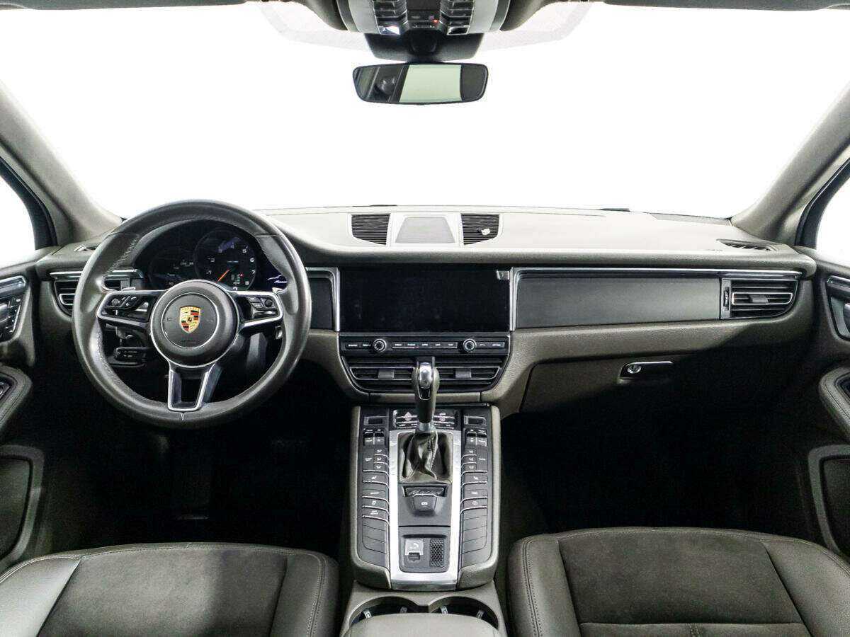 Porsche Macan с пробегом — 2019 год. Фото: #11