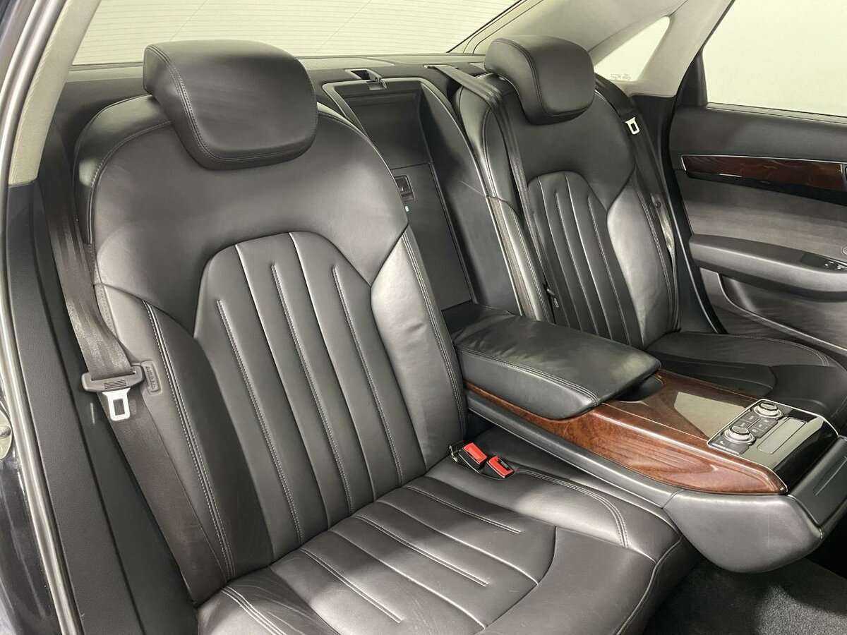 Audi A8 с пробегом — 2011 год. Фото: #15