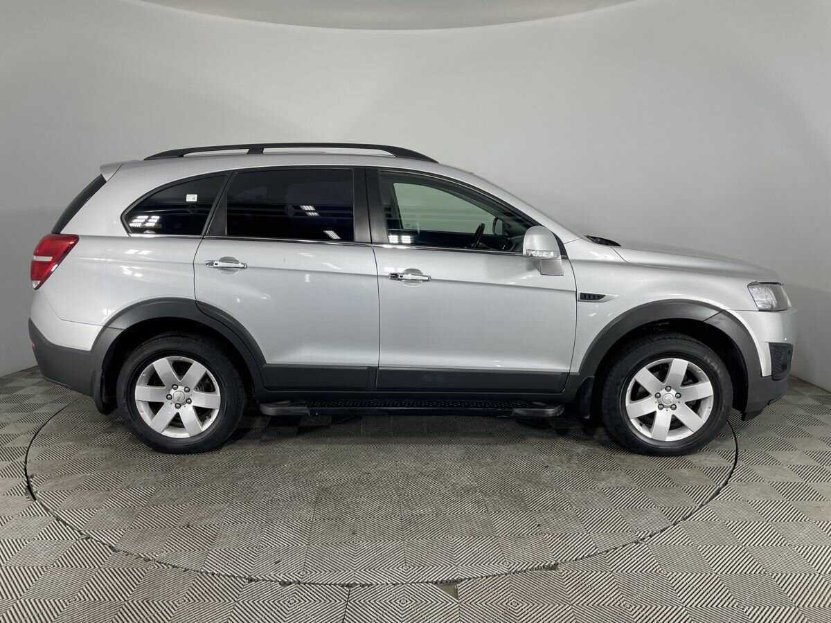 Chevrolet Captiva с пробегом — 2014 год. Фото: #3