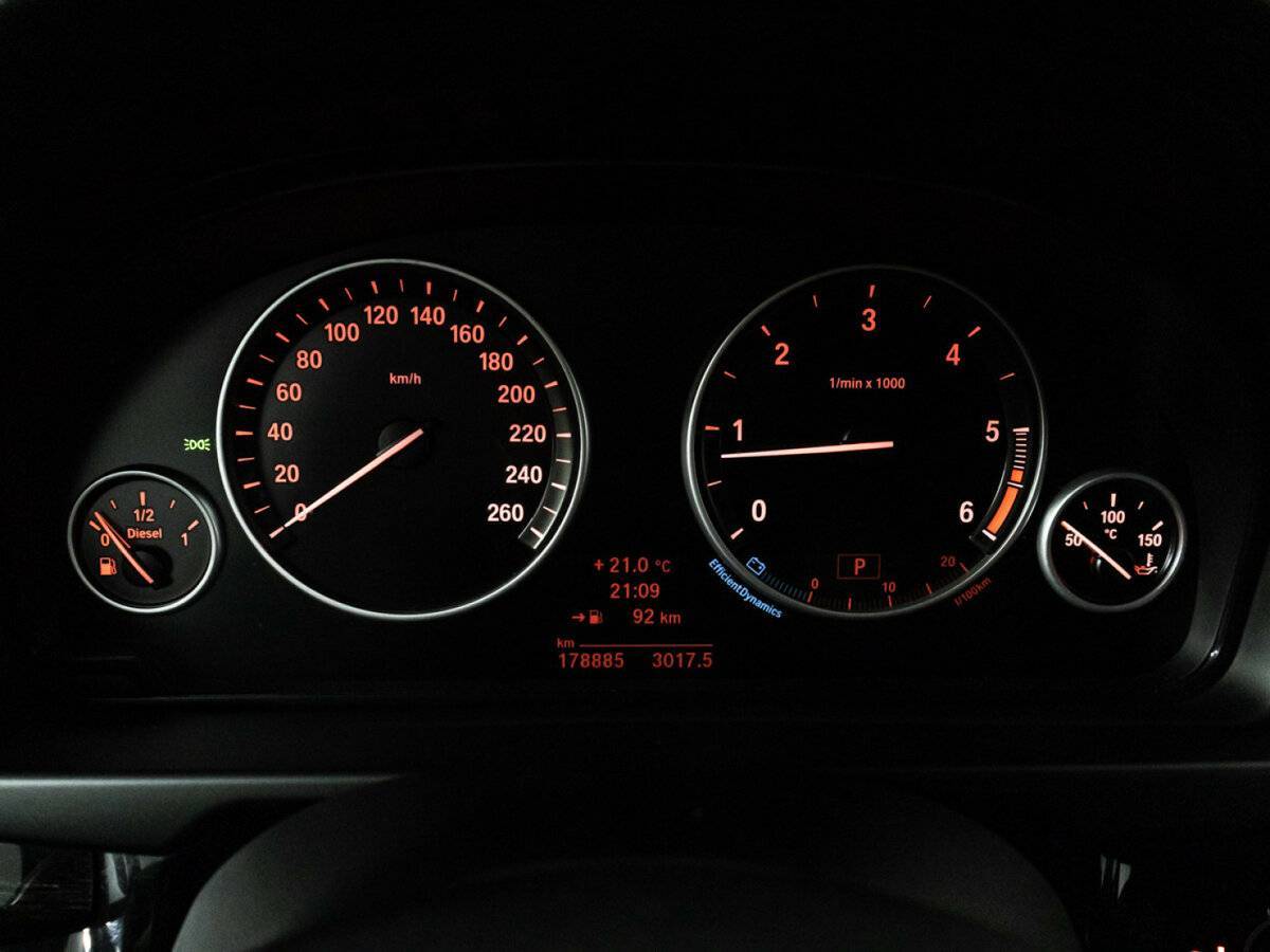 BMW X5 с пробегом — 2013 год. Фото: #11