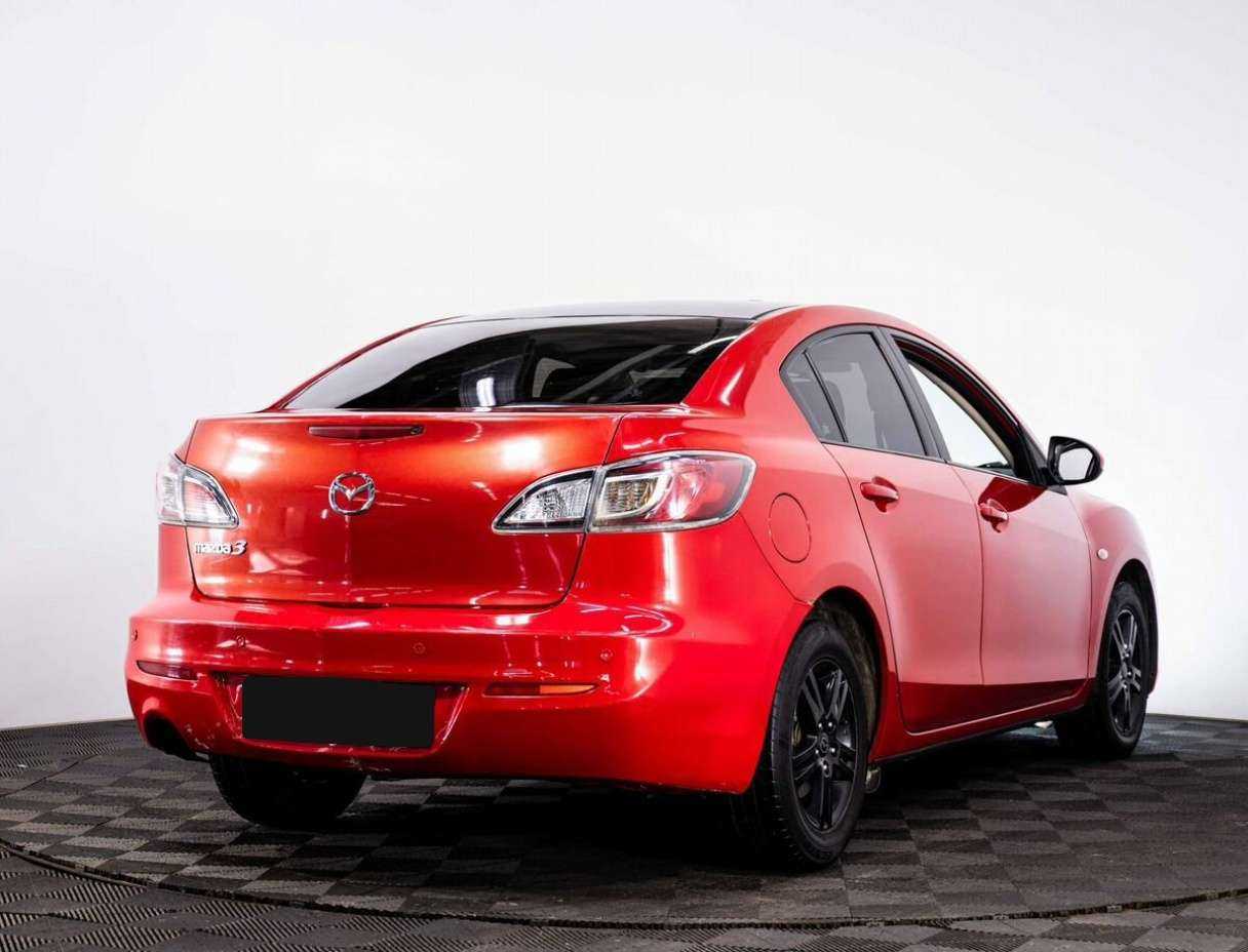 Mazda 3 с пробегом — 2011 год. Фото: #5